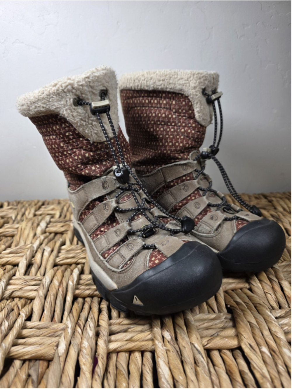Keen Winterport II Women’s Size 8 Keen Dry Brown Shearling Boots 5288-DEST